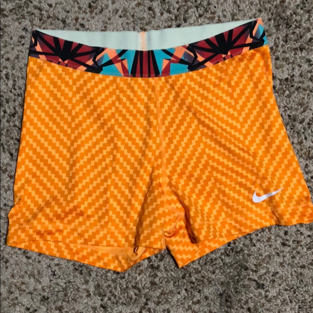 Nike Pro Spandex.  Large. Fun Pattern. Barely worn